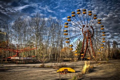 Pripyat Amusement Park Ferris Wheel