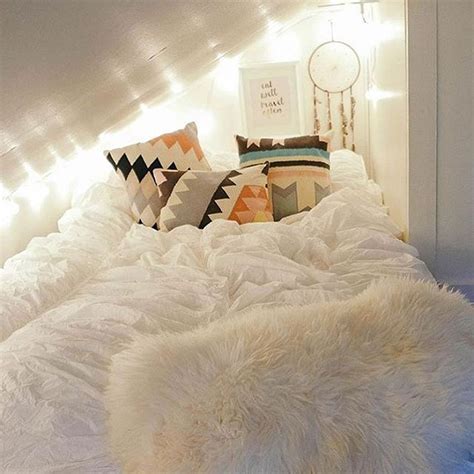 Maybe you would like to learn more about one of these? 63 cool bedroom decor ideas for girls teenage (42) | Cool ...