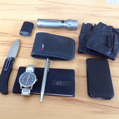 Everyday Carry Germany Dortmund M25 Teacher At A Downtown