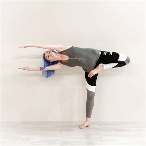 Balance Yoga Poses For Men Yoga Poses Advanced Pose Yoga Yoga For