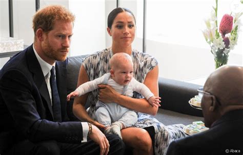 News broke last fall that prince harry was dating suits actress meghan markle, and just over a year later, the couple announced their engagement! Le prince Harry, Meghan Markle et leur fils Archie à Capte ...