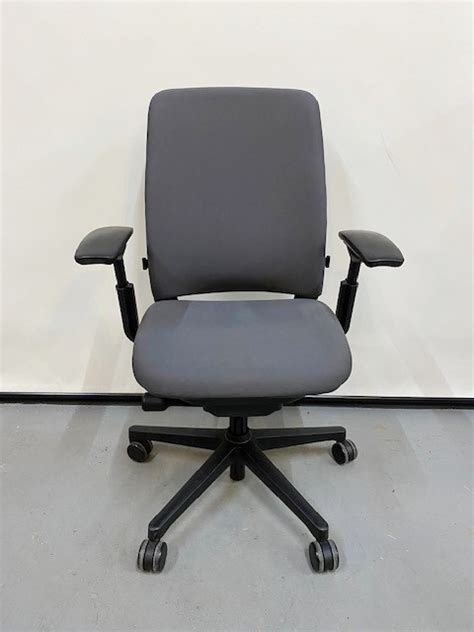 From a home office to a professional conference room, you can use the the steelcase amia chair's minimalistic look supports hidden features that make your sitting experience relaxing and comfortable all day long. Steelcase Amia task chair - Used Office Furniture Dallas ...