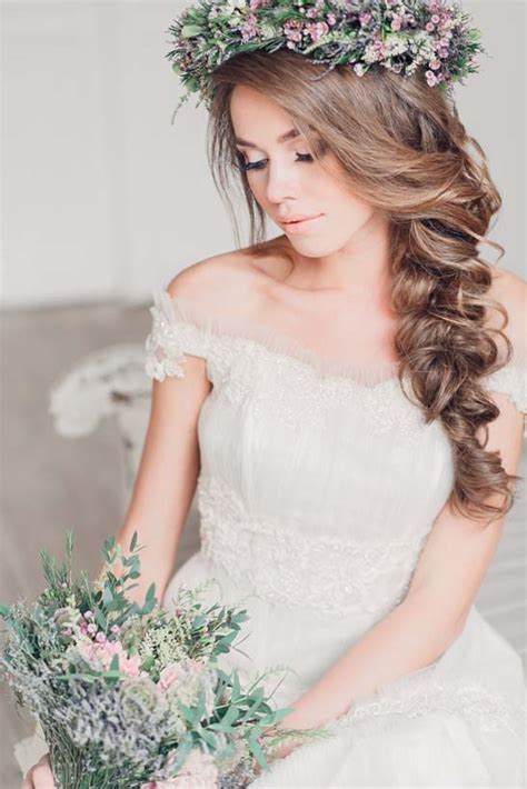 It still calls attention to your tresses and allows you to showcase your personality. Stunning Wedding Hairstyles with Braids For Amazing Look ...