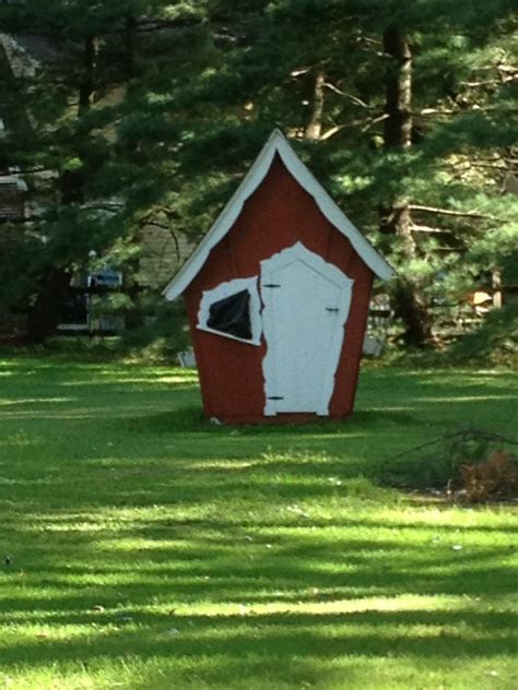 Cute Outhouse On The Bristol Road Schoolhouse Property Sept 2013