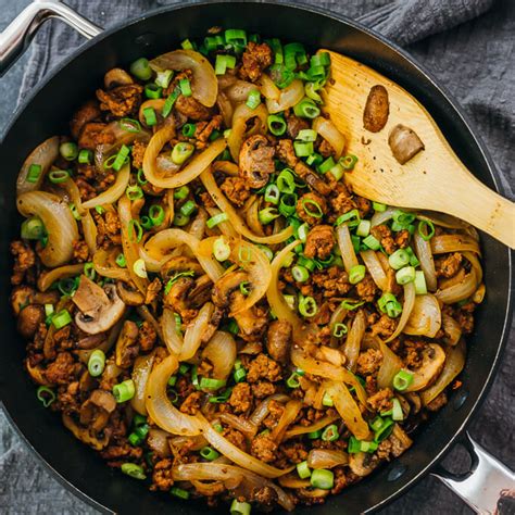 Ground Beef Mushroom Onion Stir Fry Savory Tooth