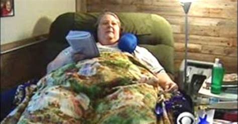 700 Pound Woman Pleads For Help Cbs News