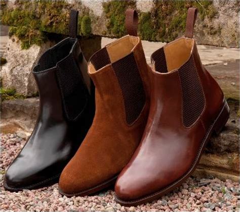 Keep your shoe game on point with our collection of chelsea boots. How To Dress Well For The Fall Season | Well Built Style