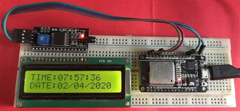 Internet Clock With Esp32 Lcd Display Using Ntp Client In 2020 Diy