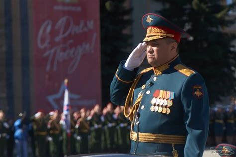 Why Did Soviet Ncos And Generals Wear Too Many Medals On Their Uniforms Quora