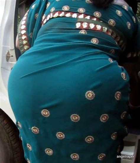 Indian Hot Bhabhi Pichwara Curvy Girl Outfits Fashion Backless Blouse Saree
