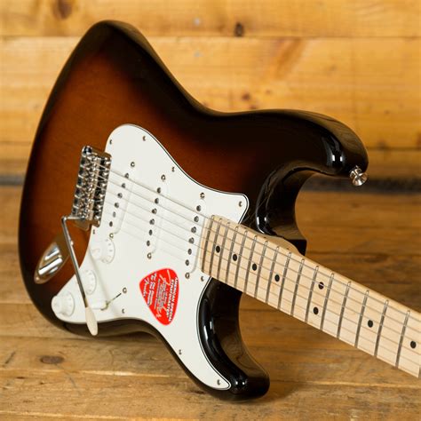 Fender American Special Strat Maple 2tsb Peach Guitars