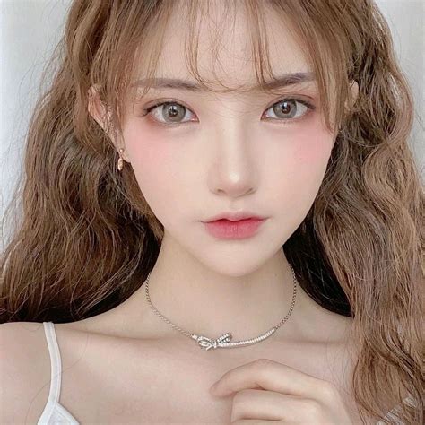 beautiful eyes ulzzang hair female pose reference korean make up aesthetic eyes asian