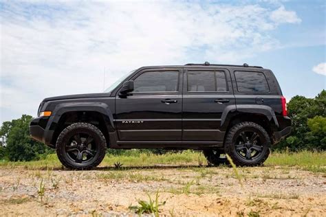Rough Country 2in Spacer Lift Kit For 10 17 Jeep Patriot And Compass Mk