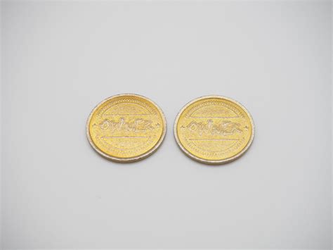 メダル · メダル (medal) は、直径数センチ大の金属の延べ板に、業績や事績の記念などの目的で、何らかの意匠を刻印したものをいう。 ただし、通貨として利用される貨幣（ . パチンコ玉・メダル注文｜買いたい｜NIIDA
