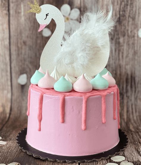 Swan Birthday Cake Ideas Images Pictures Cake Cinderella Cake