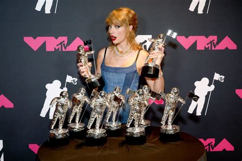 Chi Ha Vinto Mtv Video Music Awards 2023 Taylor Swift Maneskin Style