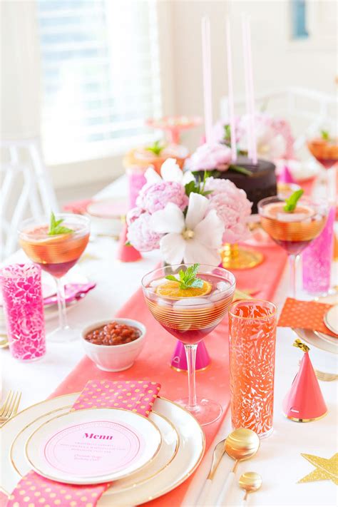 You can even mix and match metallics to add a modern touch to this party theme. Creative Adult Birthday Party Ideas for the Girls | Food & Decor!