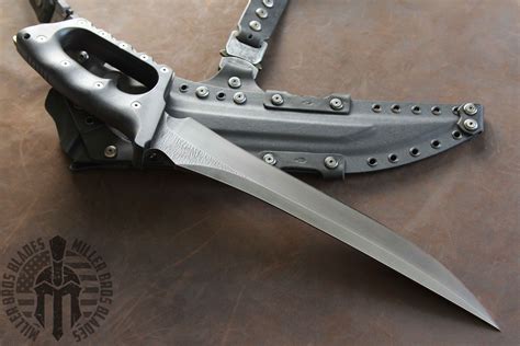 Custom Knife With D Guard Z Wear Pm Steel Combat Knives Knife