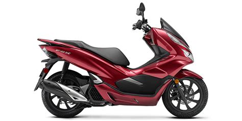 Compared to other scooters, it looks more premium. 2020 Honda PCX 150 | Got Gear Motorsports