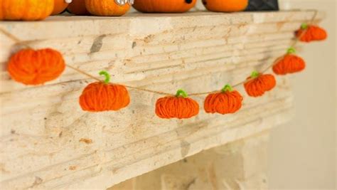 19 Diy Fall Garlands That Are Easy And Inexpensive To Make
