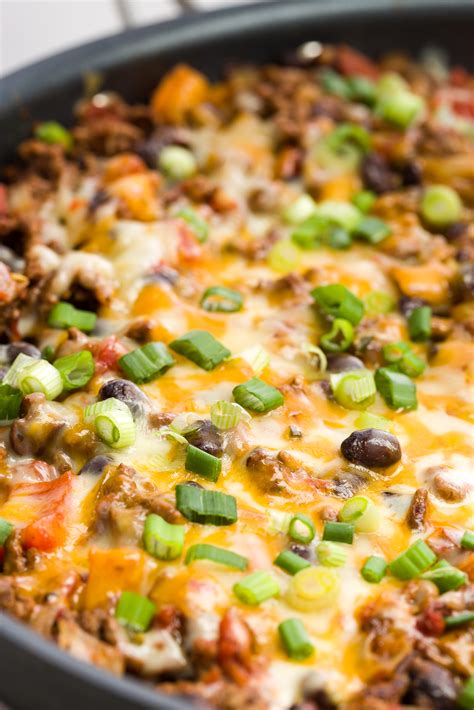 No mexican dinner party would be complete without these two classics: 20 Cinco de Mayo Menu Ideas - Mexican Party Recipes for ...