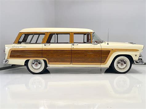 1955 Ford Country Squire Station Wagon Is Old Suburban America At Its Finest Autoevolution