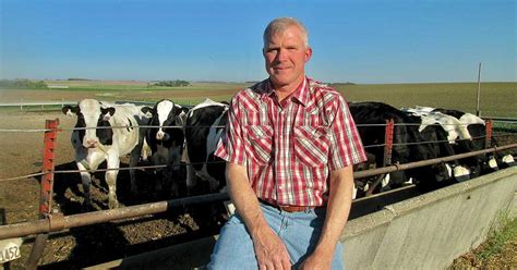 Iowa Dairy Farmer Gets Industry Wide View On Board