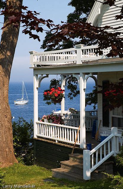 Summer Home In Bayside Maine Seaside Cottage Beach Cottage Style