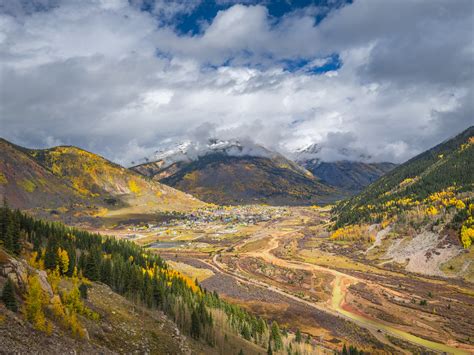 The Mountain Town Of Silverton Colorado Fall Colors Snow Autumn Foliage
