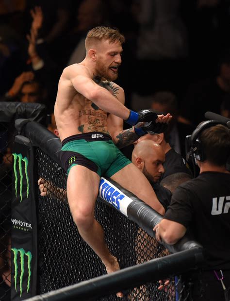 Conor mcgregor was stopped by dustin poirier at ufc 257. Conor McGregor knocks out Jose Aldo at UFC 194 - Photos ...