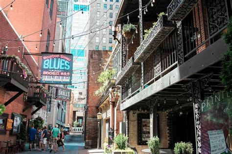 5 Best Neighborhoods in Nashville for Singles & Young Professionals