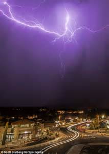 Spectacular Shots Of Lightning Strikes Captured Across America Daily