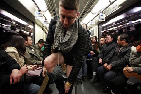 All Aboard The No Pants Subway Ride 30 Pics