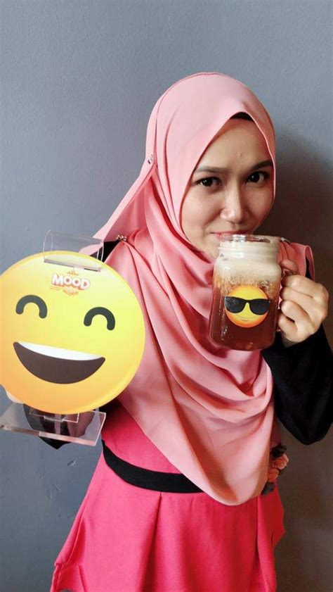 Pesan pesan adalah setiap pemberitahuan, kata, atau komunikasi baik lisan atau ekspresi muka pengirim pesan. Anchor Food Professionals melancarkan Icy-cool Beverages ...
