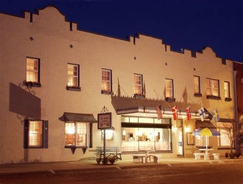 These 12 Unique Places To Stay In Kansas Will Give You An Unforgettable