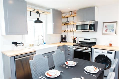 A Full Kitchen In A Tuff Shed You Bet Fully Outfitted With Custom