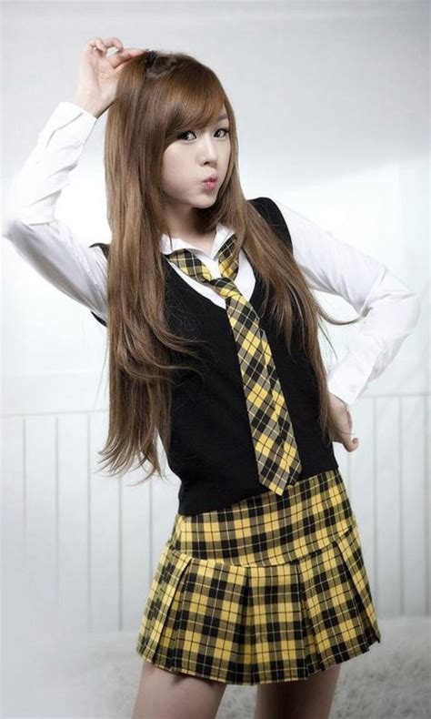 Asian Schoolgirl Wallpaper 720x1280