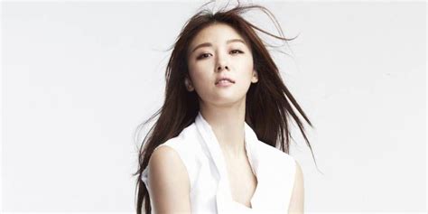 Top 10 Sexiest Korean Actresses In 2022 Toptenthebest Korean Photos
