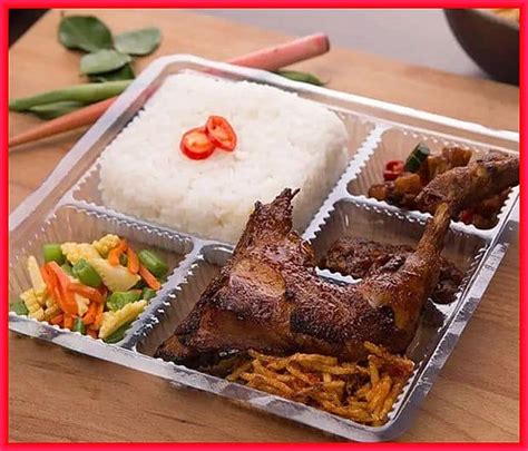 Nasi bungkus kekinian, trik pilih packing box atau bento nasi box untuk segala acara. Nasi Box Kekinian - Cobain Manisnya Keuntungan Usaha Rice ...