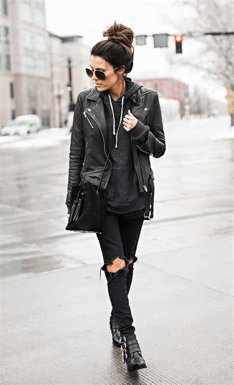 All Black Rock N Roll Look Not Much Of Once For Ripped Jeans But I Do