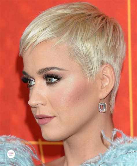 20 Stylish Short Haircuts For Women 2021 2022