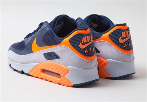 Nike Air Max 90 Hyperfuse Bears