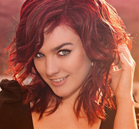 Farna is the youngest commercially successful singer in the czech republic. Ewa Farna fotka