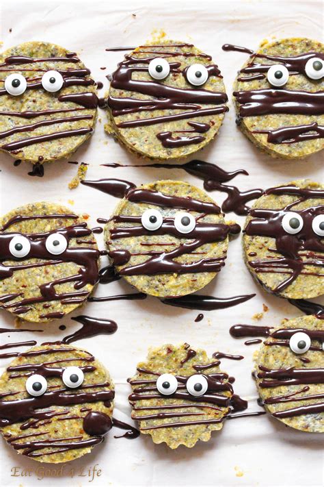 raw halloween cookies - vegan gluten free