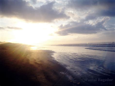 Check spelling or type a new query. 7 Pantai di Banten yang Paling Eksotis - RedDoorz Blog