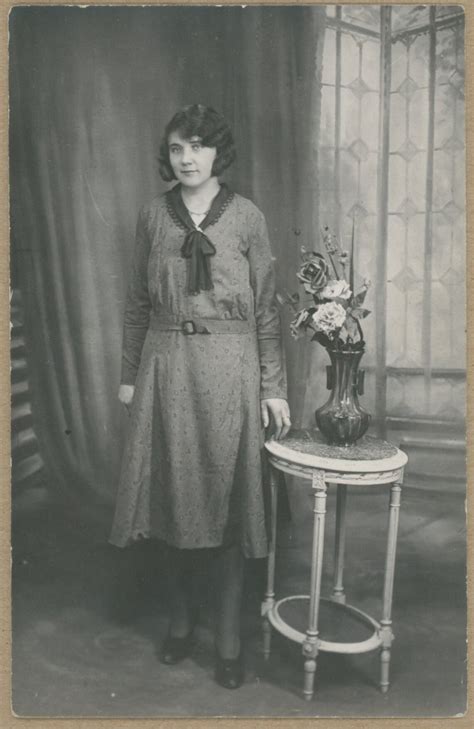 1920s Sweet Pussy Bow Collar Pretty Flapper Portrait Etsy
