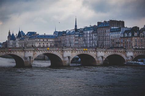 Pont Neuf 10 Things You Probably Didnt Know About Paris