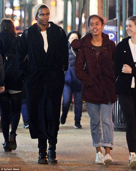 Photos Former Us Presidents Daughter Malia Obama Pictured With Cute