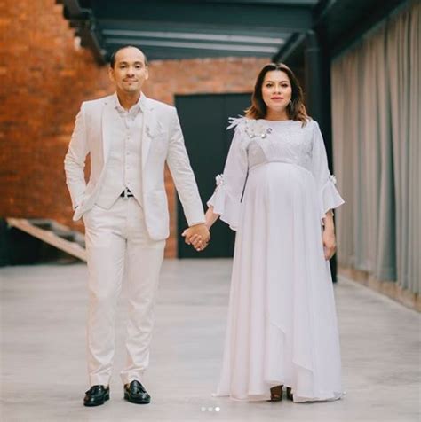 He enjoys in his job and continues. Tahniah! Jihan Muse Selamat Bersalin Bayi Lelaki - Gosip ...