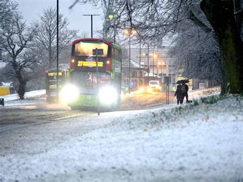 Snow And Ice Set To Hit Leeds Tomorrow As Met Office Issues Weather
